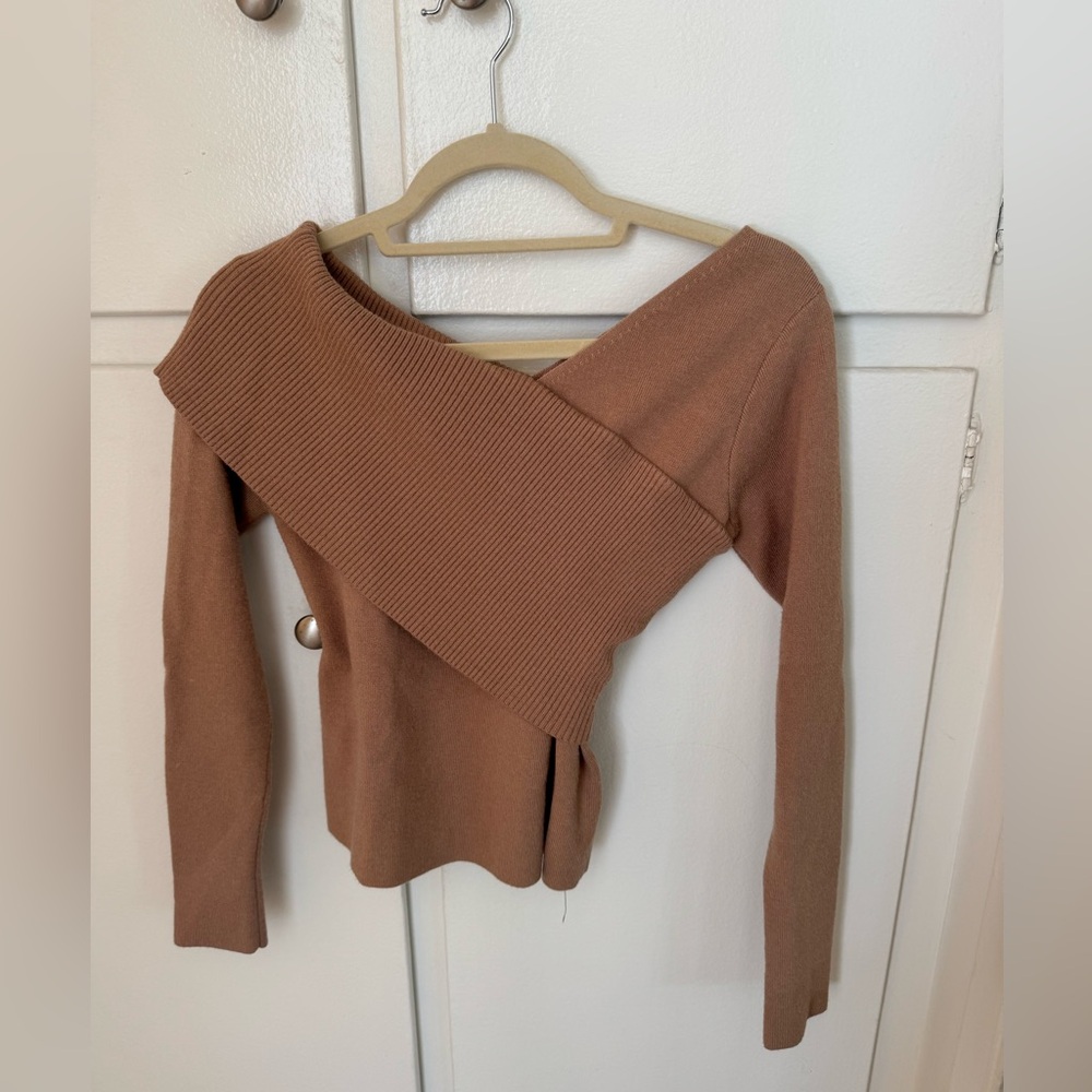 Line + Dot criss cross sweater